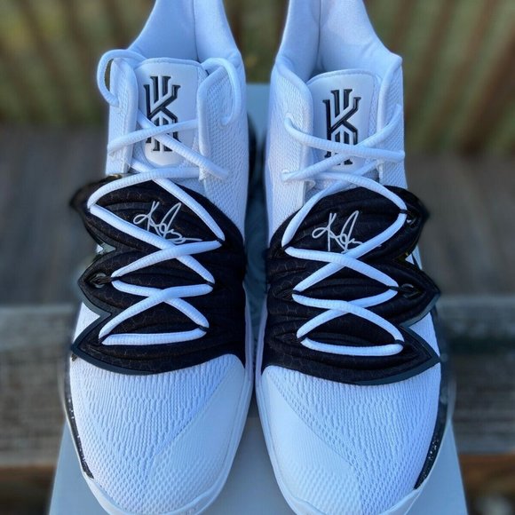 Nike Kyrie 5 TB Team Oreo White Black Basketball Shoes Men\'s CN9519-100 NEW main image 11